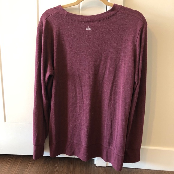 Alo Yoga T-Shirt - Picture 1 of 8